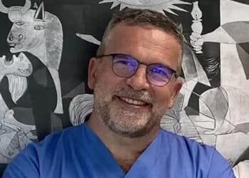 Cagliari, clamoroso dietrofront del Brotzu: sospeso il licenziamento dell’oncologo Massimiliano Tuveri