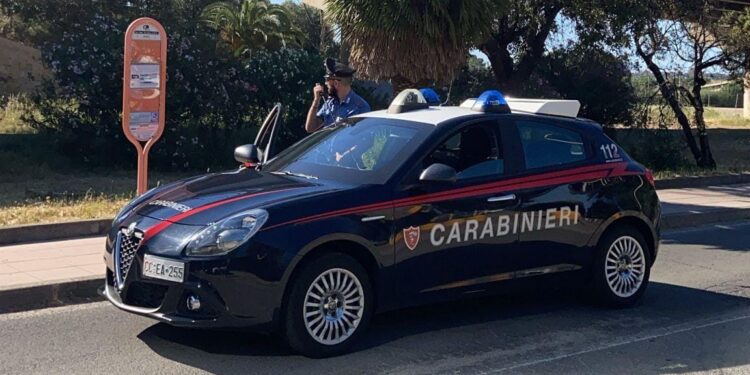 Cagliari, giovane accoltellato sul bus in via Italia: identificato un 28enne straniero
