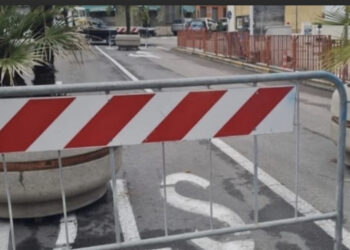 Pirri, genitori in rivolta: “Fermiamo la chiusura di via Filzi”