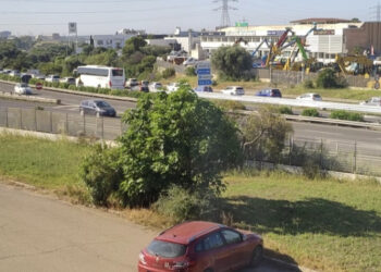 Traffico in tilt sulla SS 130: un’ora e mezza di blocco in direzione Cagliari