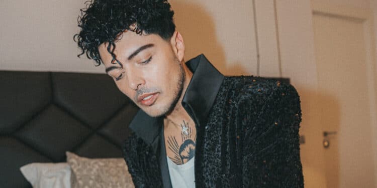 Stash dei The Kolors mantiene la promessa: “Regalerò la mia focaccia ai cagliaritani”