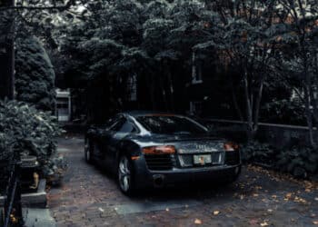 Dubai Rent, la prima startup al mondo ,nel noleggio auto di lusso, a diventare Società per Azioni con €100.000 di capitale sociale