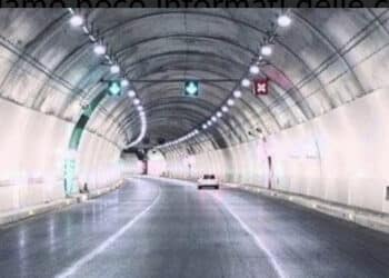 Muravera, ritardi nei lavori della galleria Arexini, esplode la rabbia dei pendolari: “Paghiamo le tasse ma nessuno ci informa”