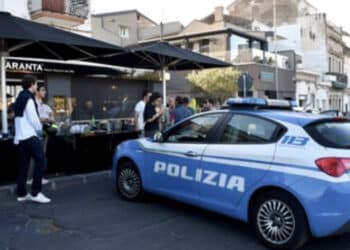 Parcheggiatore abusivo uccide a coltellate un 30enne