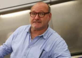 La bella storia di Franco Turco: perde il portafogli con 500 euro e gli viene restituito da due giovani: “Una storia che fa bene”