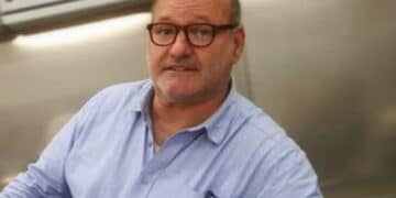 La bella storia di Franco Turco: perde il portafogli con 500 euro e gli viene restituito da due giovani: “Una storia che fa bene”