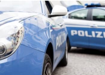 Tragedia in strada, 19enne ucciso con una coltellata