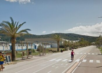 Cagliari, 15enne pestato al Poetto per aver difeso un’amica: shock sul lungomare