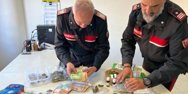 Iglesias, ladro seriale di carburante arrestato per spaccio di droga a domicilio