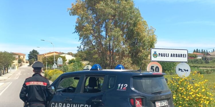 Lei seduceva anziani, la complice li derubava di oro e soldi: incastrate dai carabinieri di Cagliari