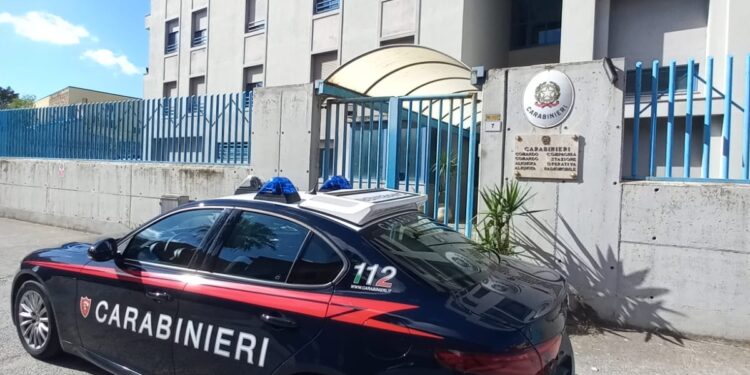 Droga a una minorenne in cambio di sesso: arrestato 59enne di Iglesias, in casa migliaia di video pedopornografici