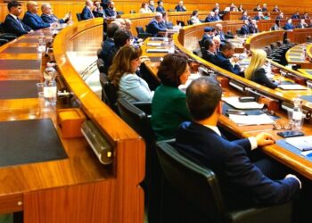 Decadenza Todde, centrodestra ad alzo zero: “Legislatura finita in Sardegna, subito alle urne: basta restare aggrappati alle poltrone”