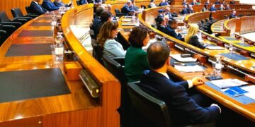 Decadenza Todde, centrodestra ad alzo zero: “Legislatura finita in Sardegna, subito alle urne: basta restare aggrappati alle poltrone”