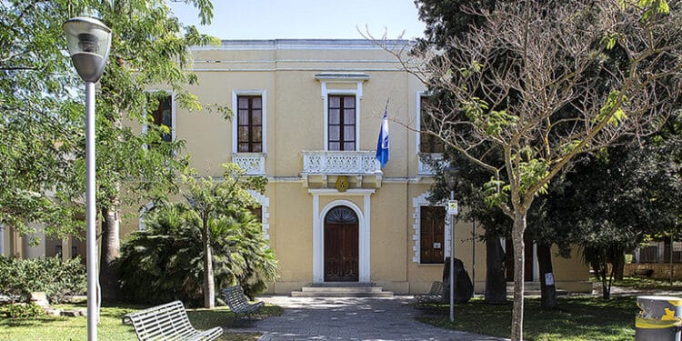 Teulada, salta il referendum per passare al Sulcis: bufera su sindaco e giunta