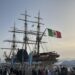 Tutti pazzi per l’Amerigo Vespucci a Cagliari: sold out per visitarla, in tanti vanno a vederla anche da fuori