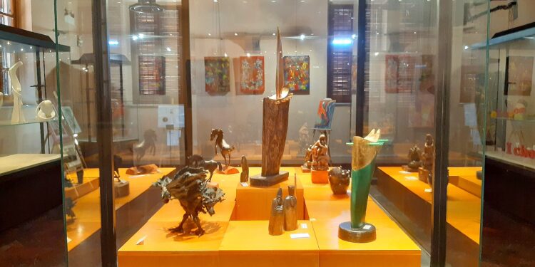 Assemini, al Vecchio Municipio si inaugura l’esposizione “La ricerca dell’arca perduta”