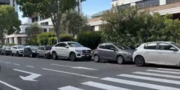 Via Santa Gilla, dove le auto sfrecciano come un Gran Premio: investita una donna di 82 anni (VIDEO)