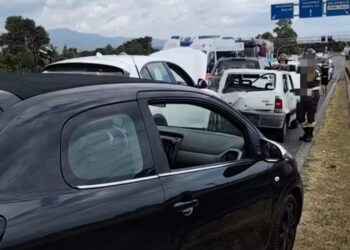 Maxi tamponamento sulla Statale 554 a Selargius, traffico bloccato dalle 13:40: sette auto coinvolte