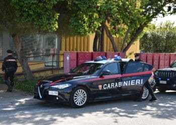 Cagliari, lite in Piazza Garibaldi degenera: aggredito un 52enne
