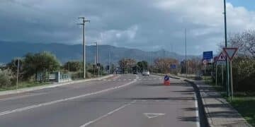 Flumini di Quartu, giovane rischia di essere travolta dalle auto in via Leonardo da Vinci