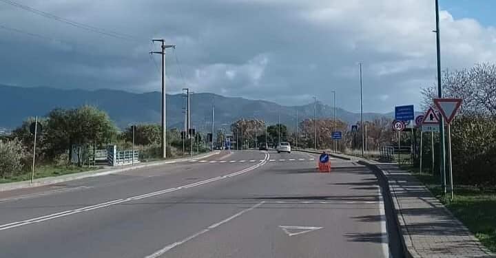 Flumini di Quartu, giovane rischia di essere travolta dalle auto in via Leonardo da Vinci