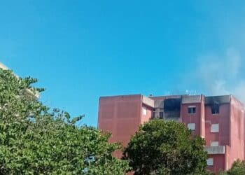 Guspini, gara di solidarietà per aiutare la famiglia che nel rogo di oggi ha perso tutto: “Non hanno più niente da vestire”