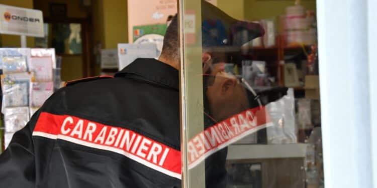 Cagliari, pugni a un commerciante nel Largo Carlo Felice: fermato un senegalese