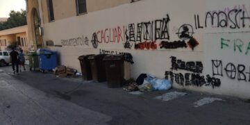 Viale Sant’Ignazio a Cagliari: “Il degrado soffoca la strada universitaria. Rifiuti, vandalismo e abbandono”