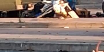 Cagliari, cumuli di rifiuti a due passi dalle bancarelle del Mercatino Cuore