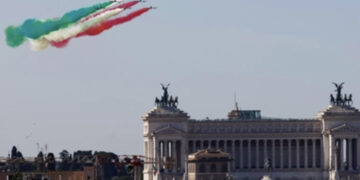 Festa della Repubblica, Giorgia Meloni: “Popolo fiero capace di rialzarsi dalle prove più dure”