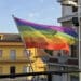 Decimomannu, la bandiera arcobaleno sventola dal balcone del Municipio: “Continueremo a sostenere i diritti civili“