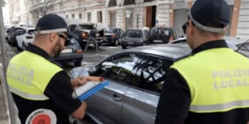 Cagliari da record per le multe stradali: incassati 4,3 milioni. Adiconsum: “Più trasparenza sull’uso dei fondi per la sicurezza stradale”