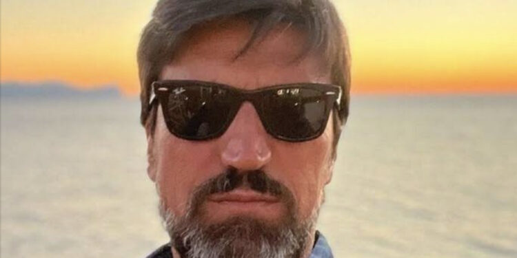 Malore mentre gioca con le figlie in acqua: Giangiacomo Giorgi muore a 51 anni