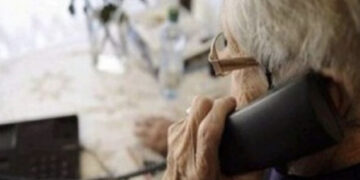 Allarme truffe online, Codici Cagliari: “Clonano voce e video per ingannare i più fragili”