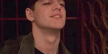 Filippo Manni, il 21enne che ha ucciso la madre con un’accetta: “Mi si è spento tutto”