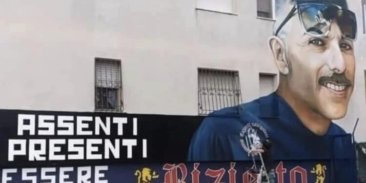 Cagliari, “Assenti ma Presenti”: il volto di ‘Bizietto’ sui muri di piazza dei Carrubi