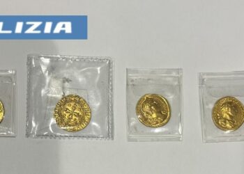 In partenza con un carico di monete romane e puniche, due denunce all’aeroporto di Elmas