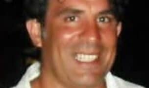 Sarroch, il lungo addio a Tore Piras: “Voglio ricordati che ancora vivi, che come allora sorridi…”