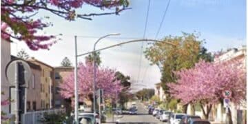 Urla ed evoluzioni in scooter a Selargius, via Manin ostaggio di bande di giovanissimi