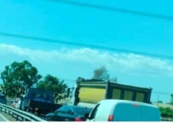 Monserrato, Ss 554 nel caos per un tamponamento e un semaforo spento