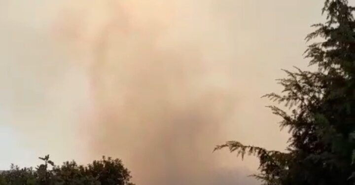 Pomeriggio di fuoco nell’hinterland cagliaritano, roghi ad Assemini, Sestu, San Sperate e Decimoputzu