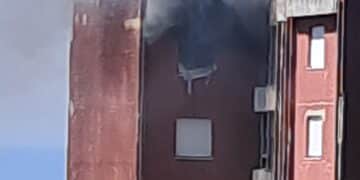 Pomeriggio di terrore a Guspini: esplode una bombola e una casa prende fuoco, 4 feriti e tutta la palazzina evacuata