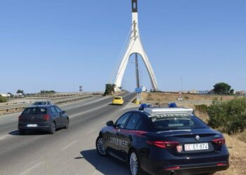 A 16 anni e senza patente investe una 52enne sul ponte Emanuela Loi a Monserrato: gravissima al Brotzu di Cagliari