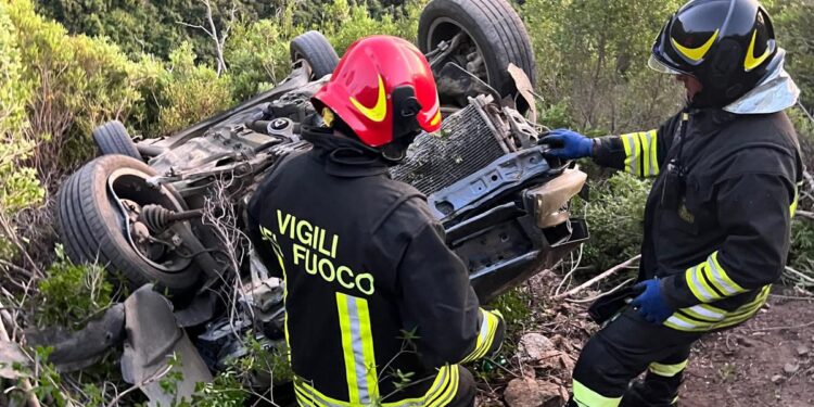 Vola con l’auto nel burrone, muore agente di Forestas: addio al 66enne Tonino Corrias