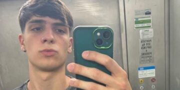 Cagliari, addio a Nicolò Onorato, 20 anni, ha perso la sua battaglia contro una grave malattia