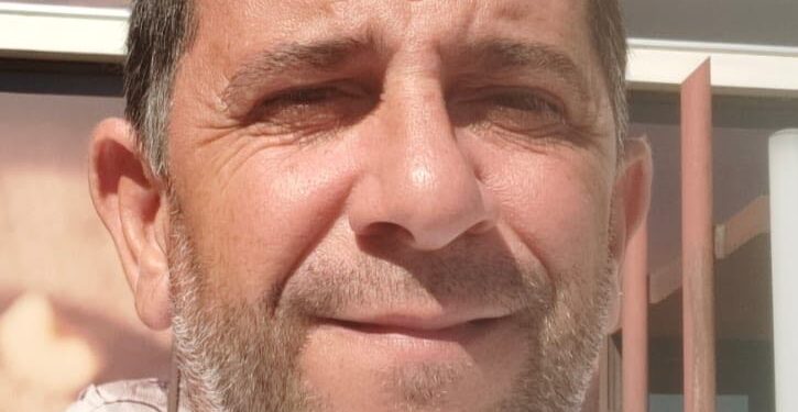 Monserrato, docente trasferito dopo tre anni: “Ragazzi in lacrime per una decisione incomprensibile”