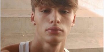 Cagliari, focus sugli amici che erano con Mariano a Su Siccu: lasciato solo e morto in mare nella notte a 16 anni