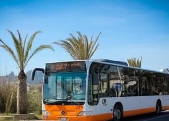 Cagliari, multata sul bus del Ctm per un errore tecnico: “Mia nipote in lacrime per i toni del controllore”