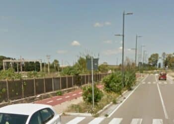 Elmas, via Ferrovia dimenticata: “Niente adsl, notti insonni e zero parcheggi. Siamo esasperati”