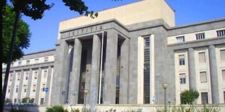 Cagliari, minacce e violenza dall’ex: condannato per atti persecutori e lesioni aggravate un imprenditore 60enne